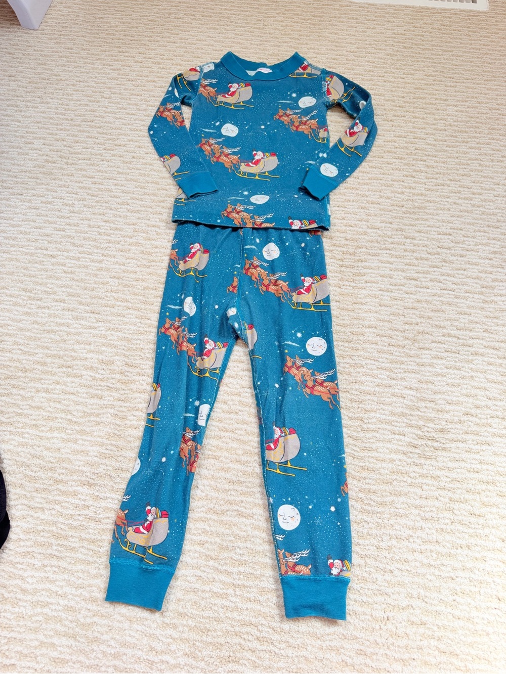 Hanna Andersson Teal Santa Sleigh Print Pajama Set